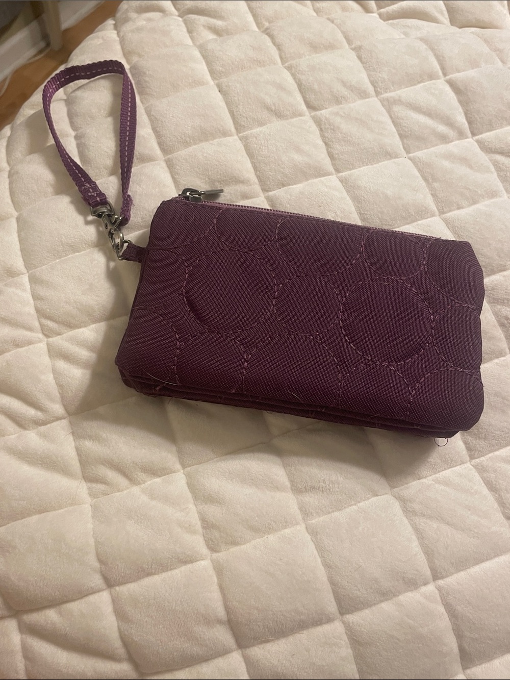 thirty-one Plum Wristlet Clutch with Circle Stitching